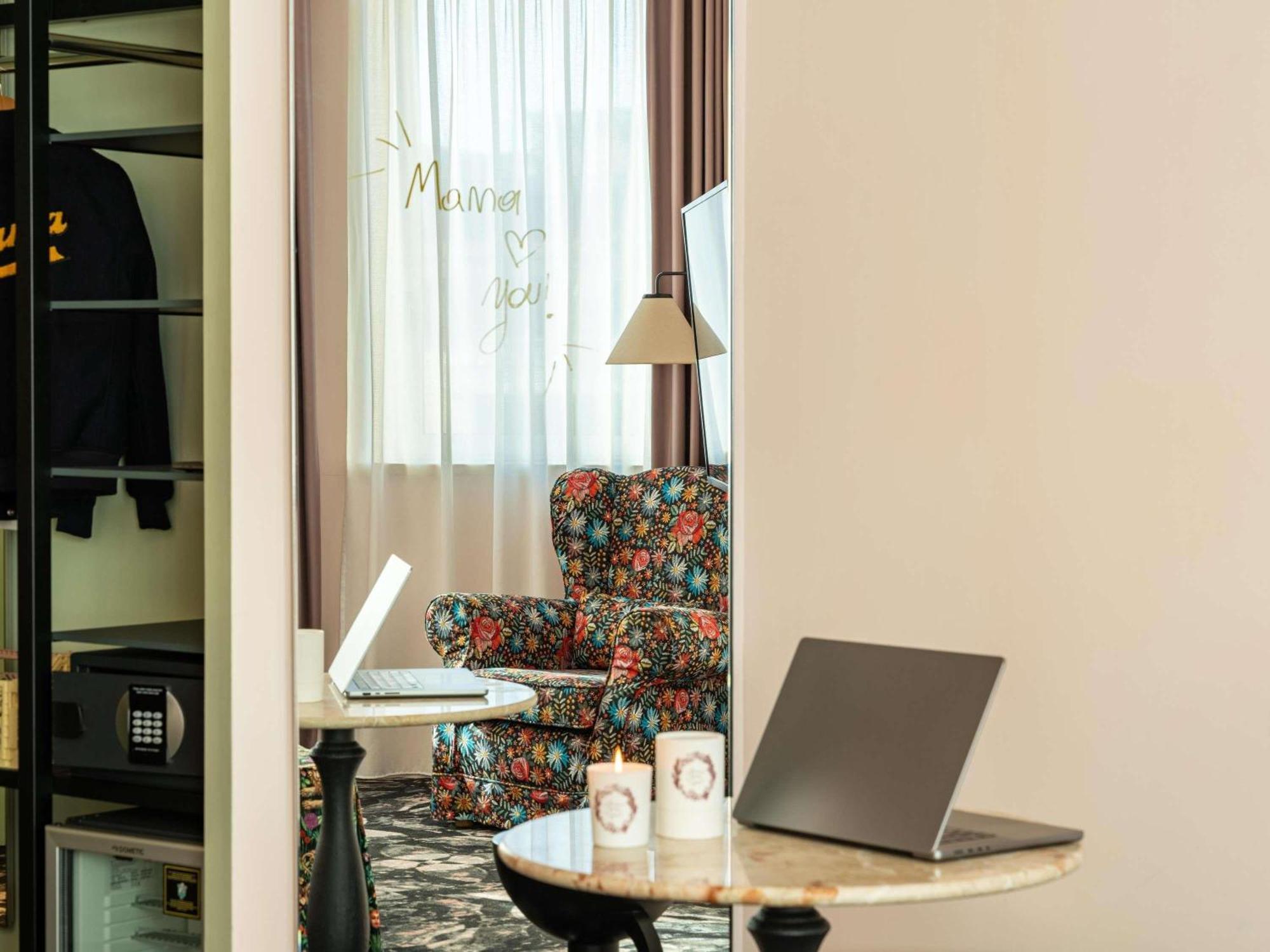 Mama Shelter Hotell 4*