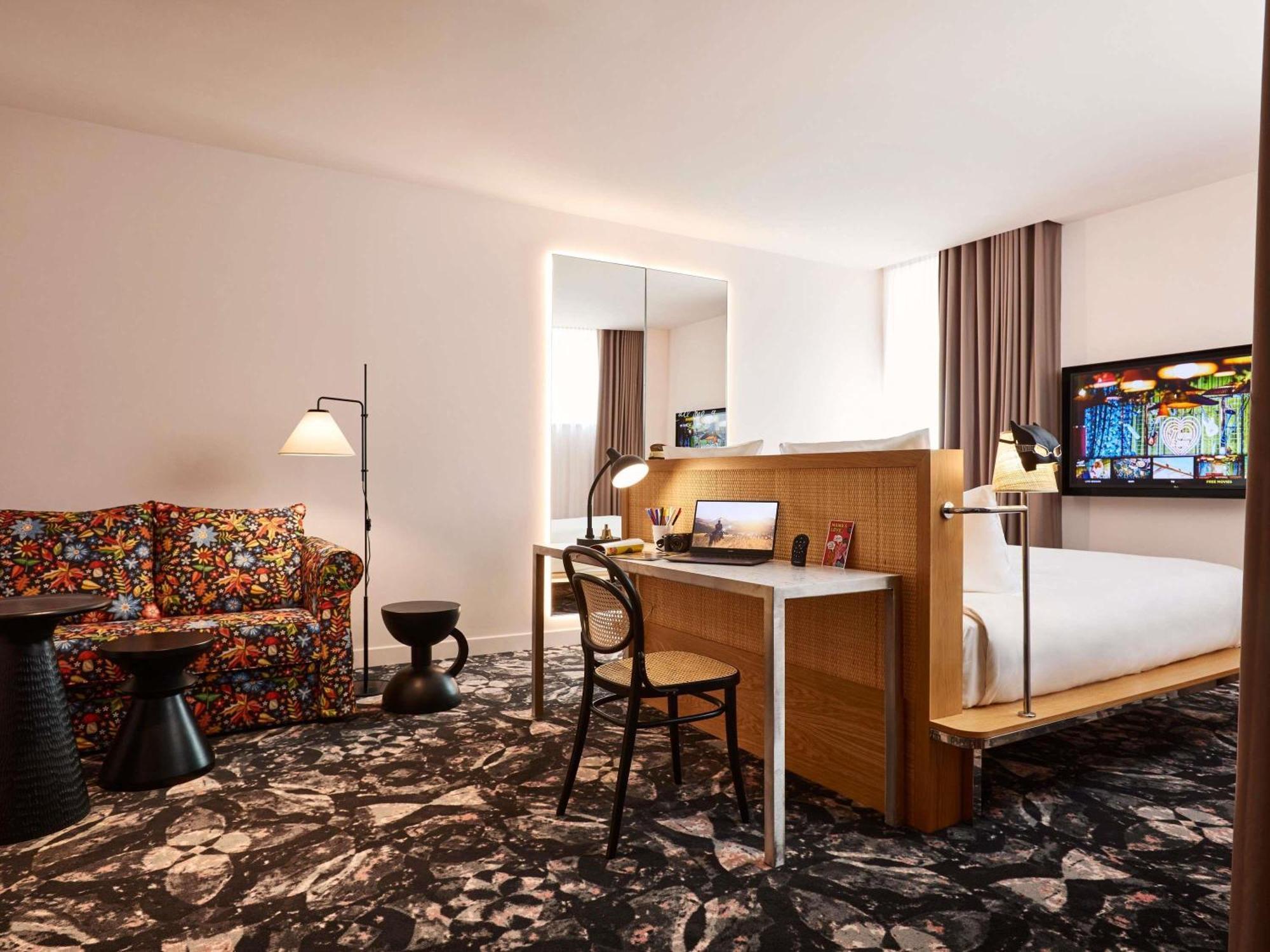 Mama Shelter Hotell 4*